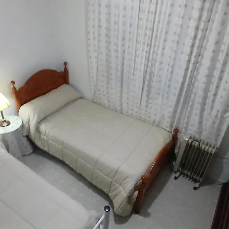 Alojamento de Acomodação e Pequeno-almoço Habitación Privada Doble *